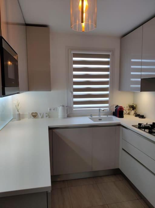 Appartement App 5 Pers, Parking, 3Mn Rer A, 40 Mn Du Centre De Paris, Cergy Le Haut Extérieur photo