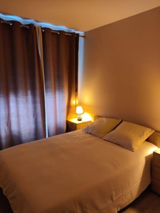 Appartement App 5 Pers, Parking, 3Mn Rer A, 40 Mn Du Centre De Paris, Cergy Le Haut Extérieur photo