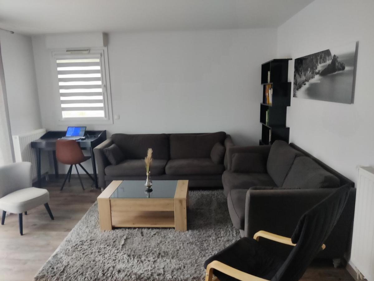 Appartement App 5 Pers, Parking, 3Mn Rer A, 40 Mn Du Centre De Paris, Cergy Le Haut Extérieur photo
