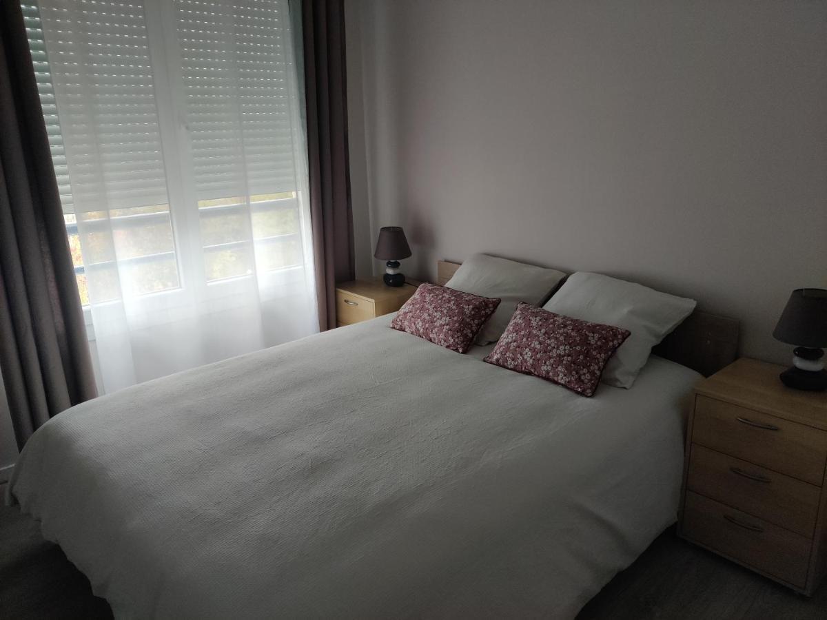 Appartement App 5 Pers, Parking, 3Mn Rer A, 40 Mn Du Centre De Paris, Cergy Le Haut Extérieur photo